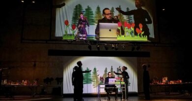 Django: con la soga al cuello: teatro para pedir ayuda